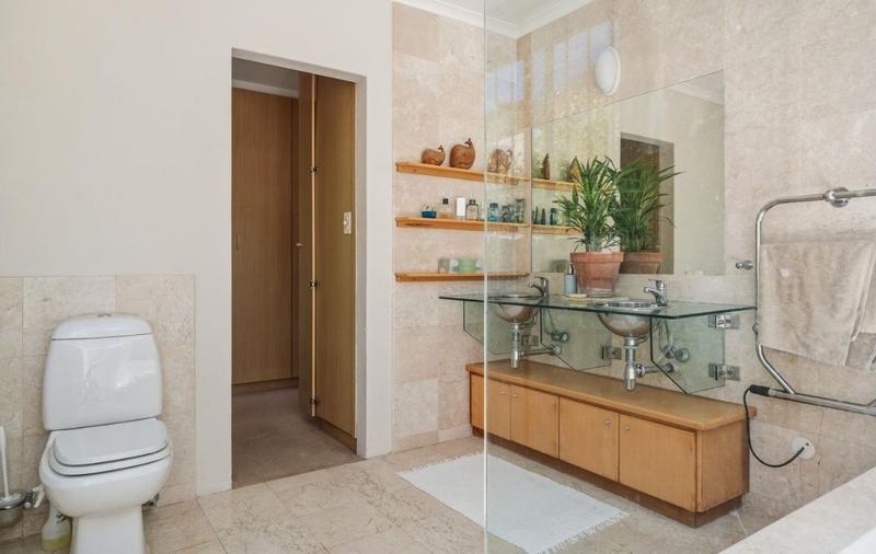 4 Bedroom Property for Sale in Hout Bay Western Cape